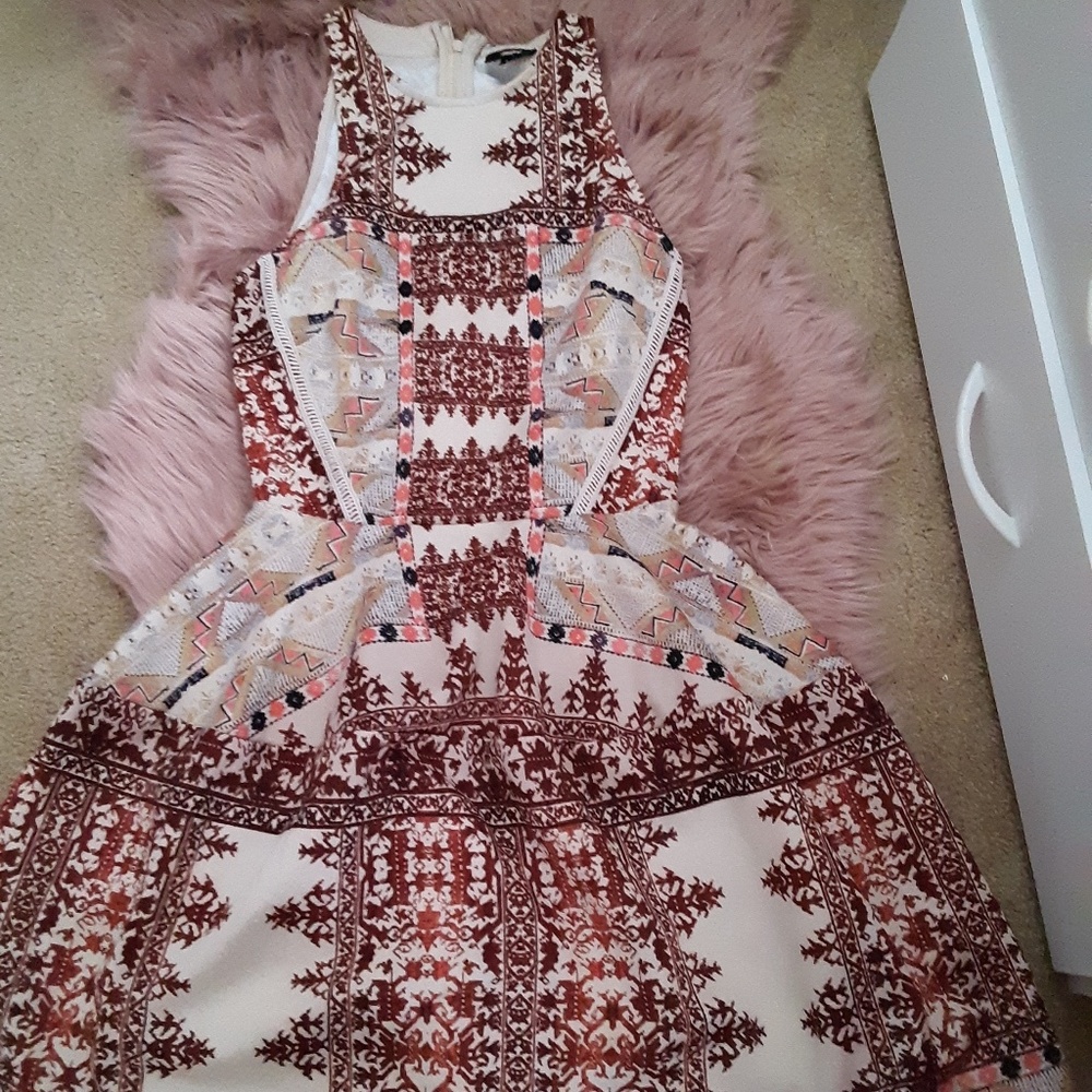 Woman Casual Aztec Design Dress